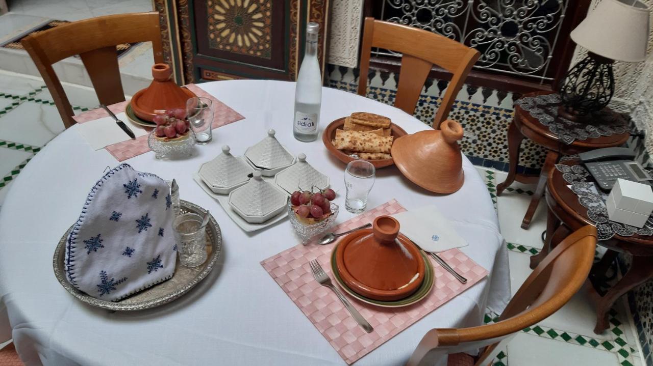 Riad Alkatib Meknès Exteriör bild